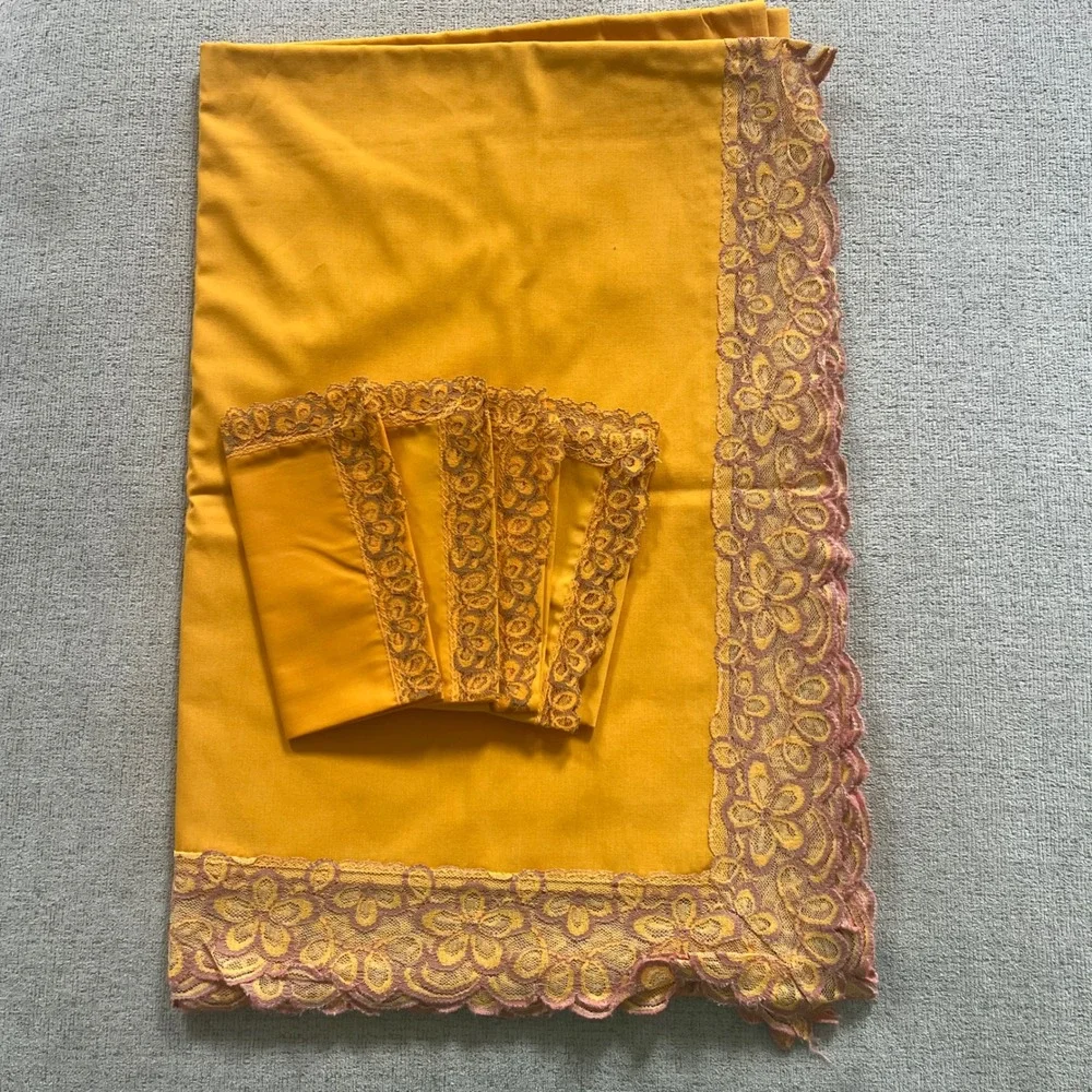 Vintage Mustard Yellow Tablecloth and 4 Napkins Set Floral Lace Trim Victorian